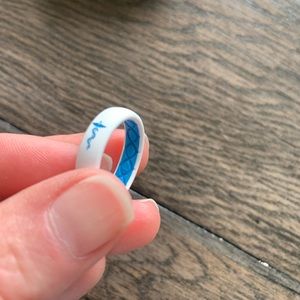 Groove Life Womens ring